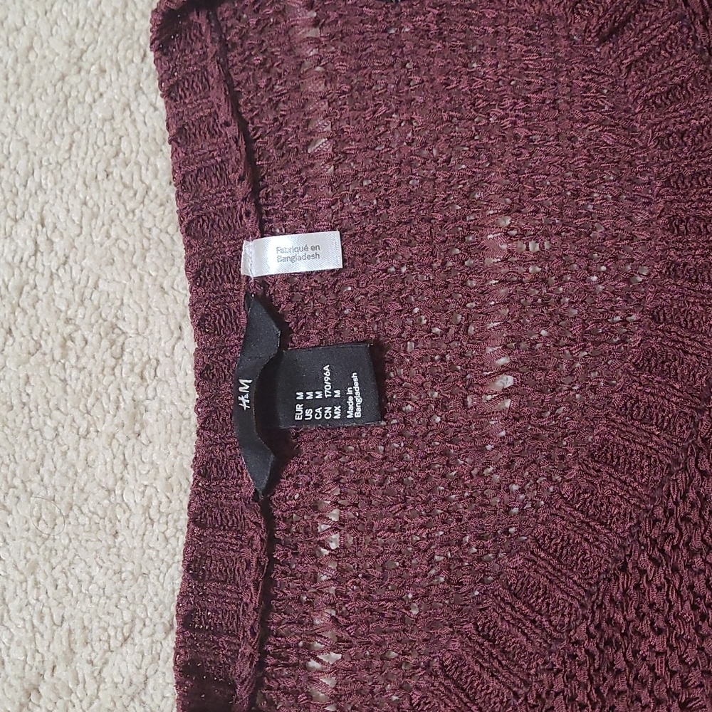 H&M sweater - Picture 2 of 2
